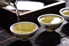 泡白茶方法要对 白茶很贵，请不要浪费！